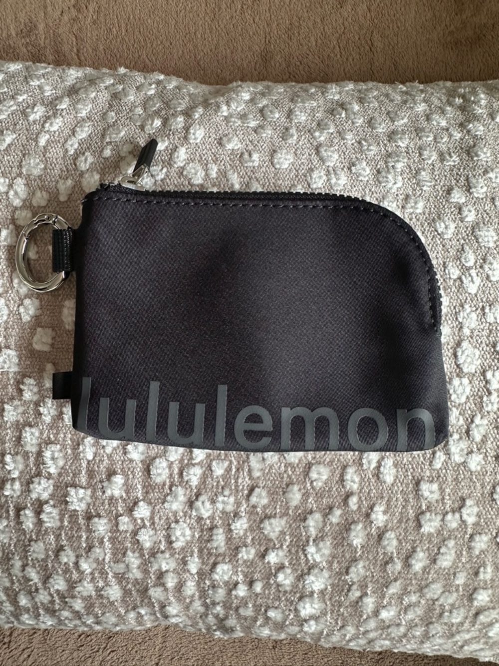 Lululemon clippable card pouch black NWOT